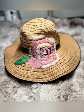 Betsey Johnson Floral Embroidered Wide Brim Straw‎ Floppy Hat One Size